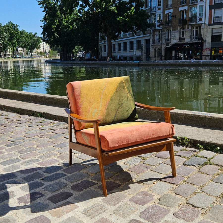 Feuille sur la falaise armchair