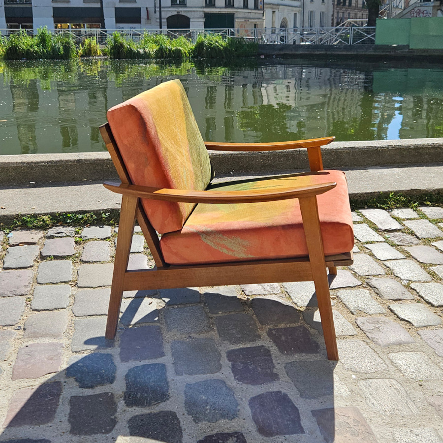 Feuille sur la falaise armchair