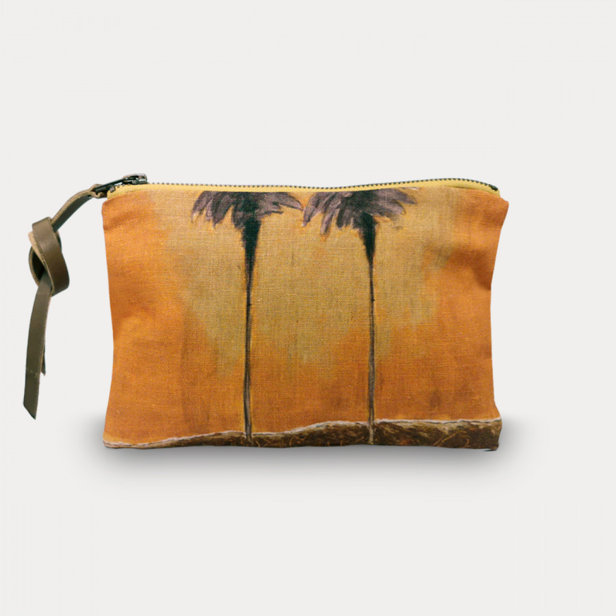 Le mirage pouch Size H 15 x 21 cm